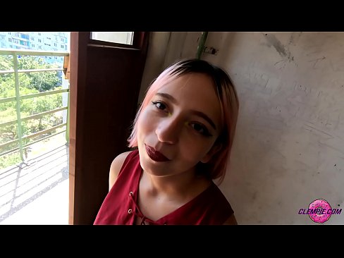 ❤️ Sensuele studente pijpt een vreemdeling in de outback - Cum On His Face ❌ Fucking video at us ﹏